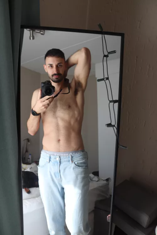 Do you like my armpits? by janlompot94