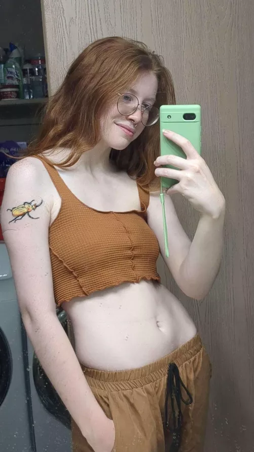 (F23) Would anyone be willing to turn me into human furniture? by Weird_roleplayer