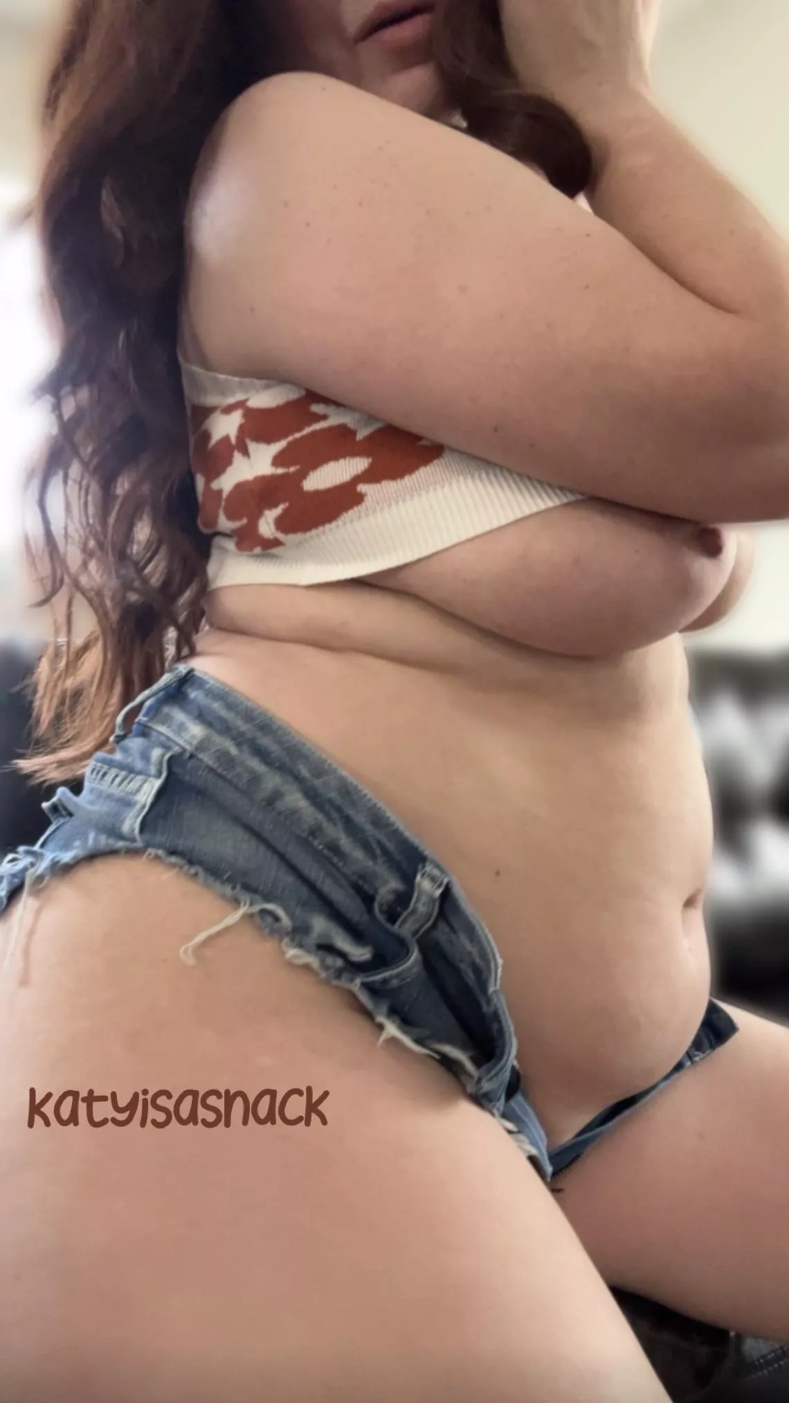 Feeling a little rotund 🤗 posted by katyisasnack