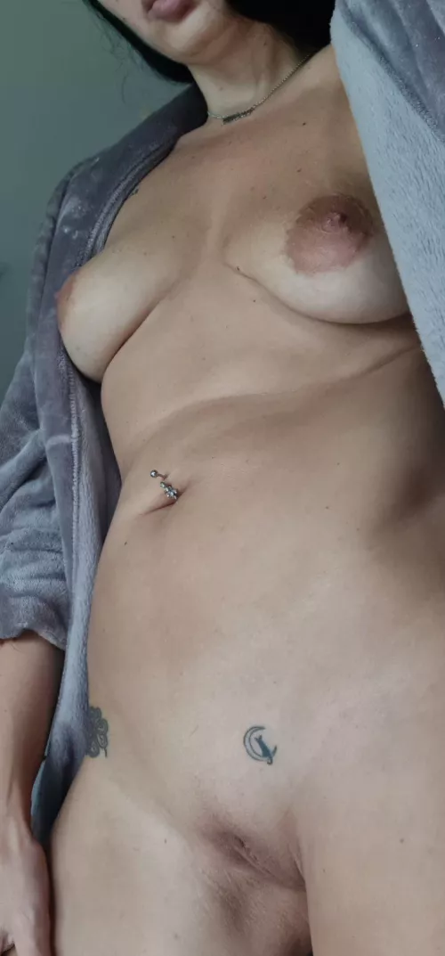 I prefer shaved mound . Doyou? by catsweethot