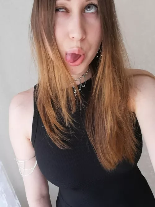 Meow 🥵 by ElenChertovskaya