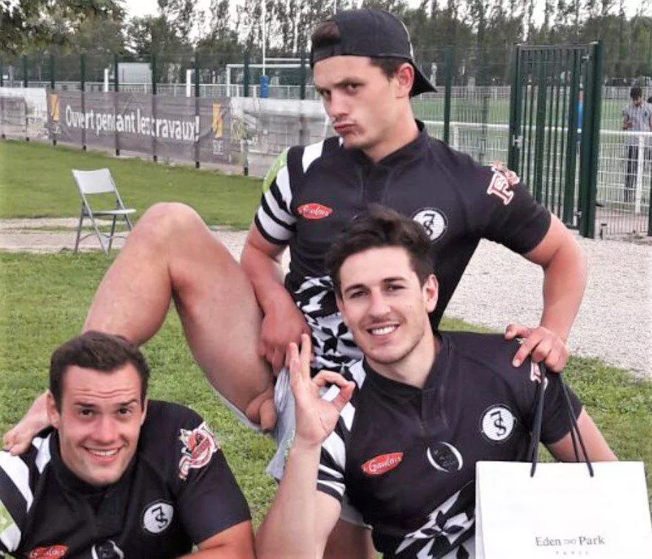 Peekaboo posted by Primal_Mantis