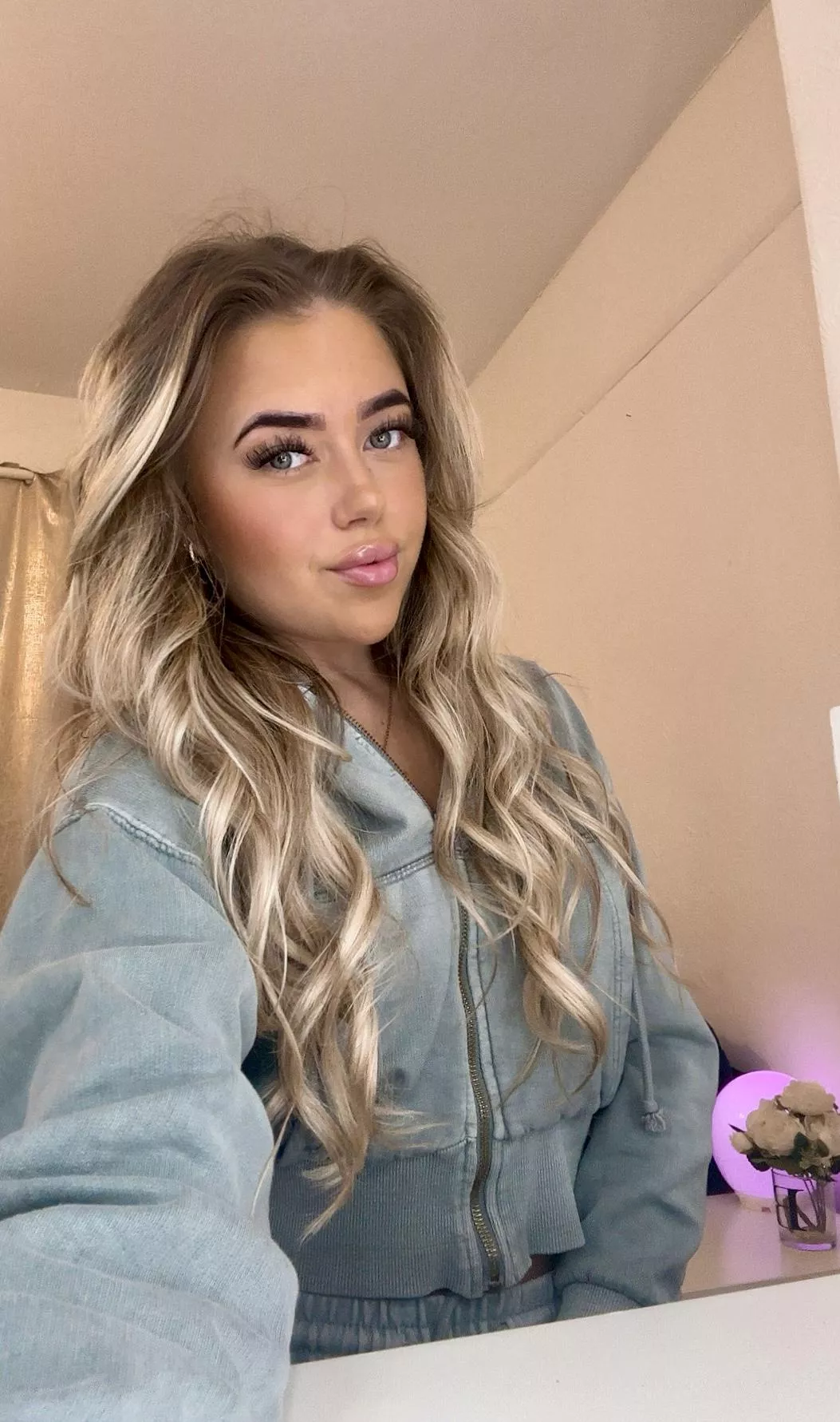 some wives are younger  posted by cherries_rain