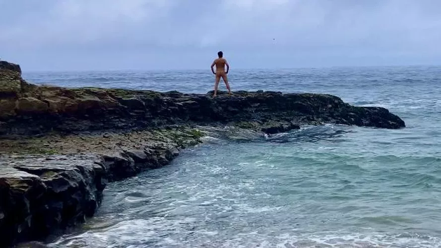 Steadfast in my love of the ocean  by ArtPlusSex