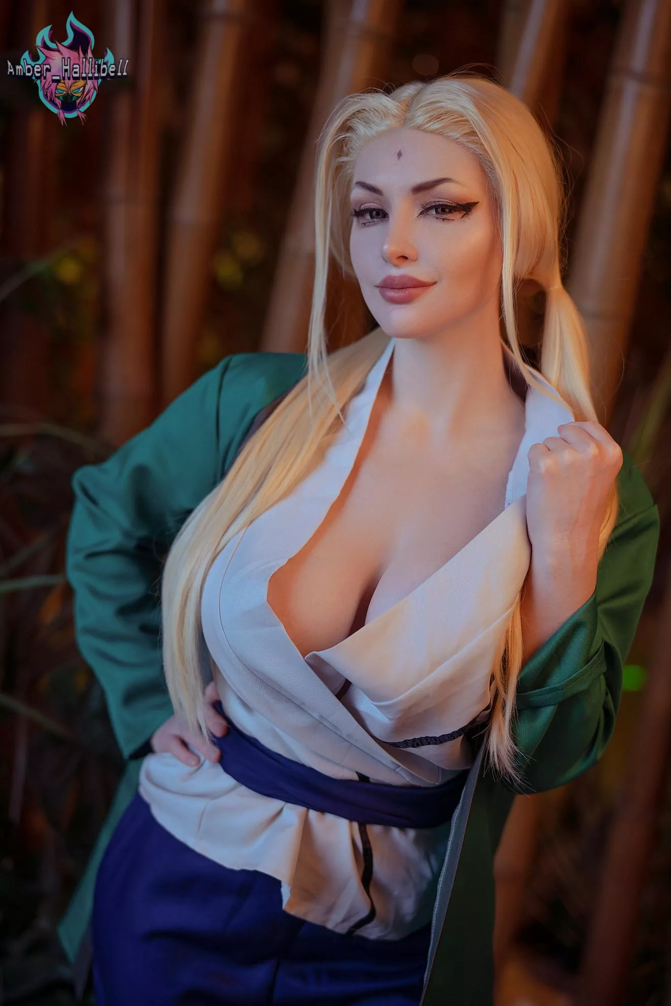 Tsunade cosplay by Amber Hallibell (me) posted by pauloop1