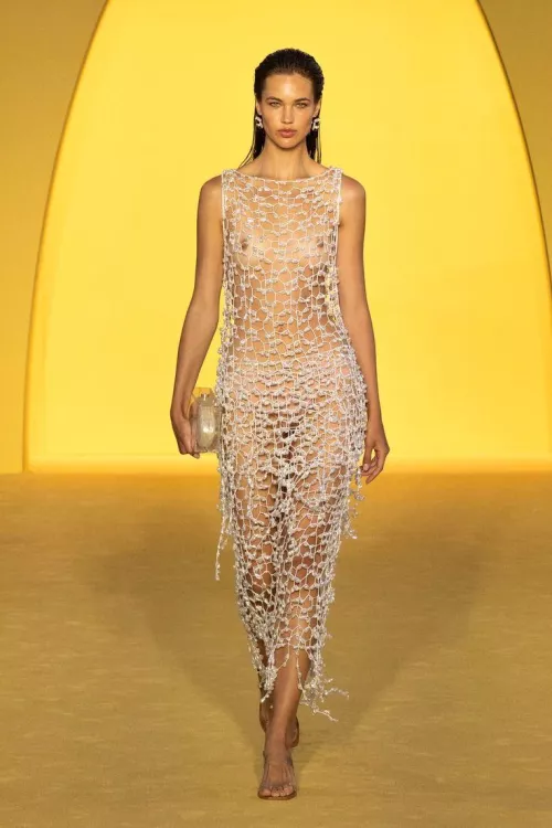 Unknown model - any idea who she is? by Mystic_Wanker