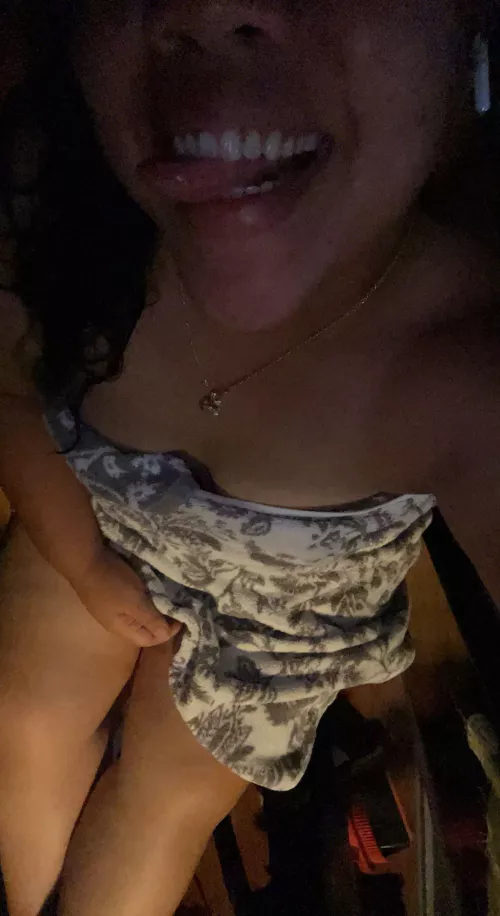 Use me 🤪 by Polynesianhunnie-bbw