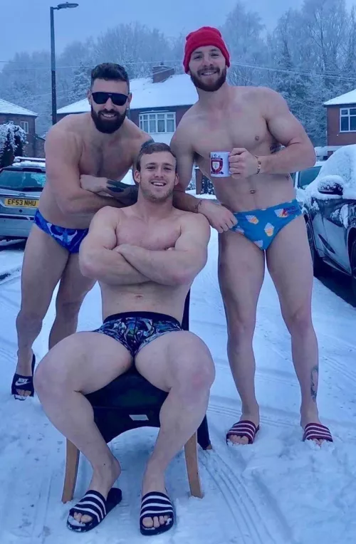 Warming it up out outside by JollyYard9778