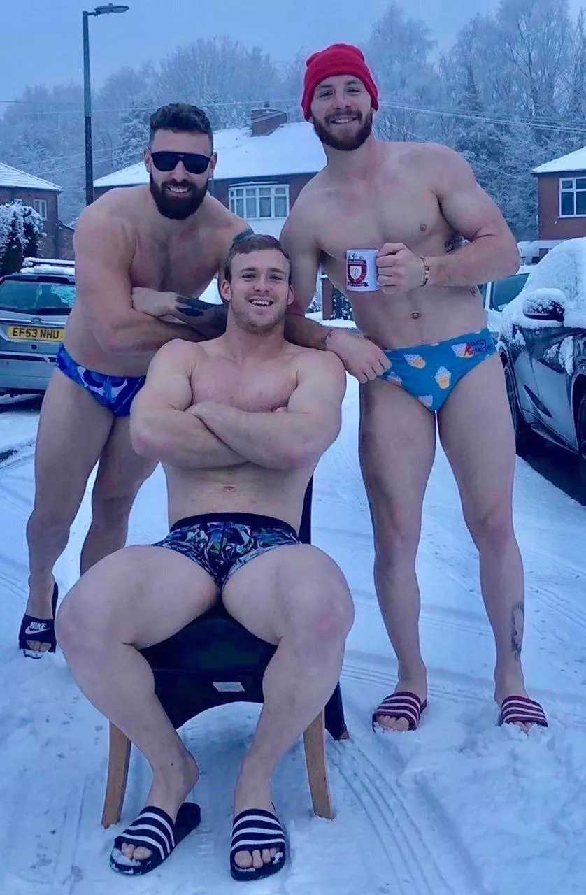 Warming it up out outside posted by JollyYard9778