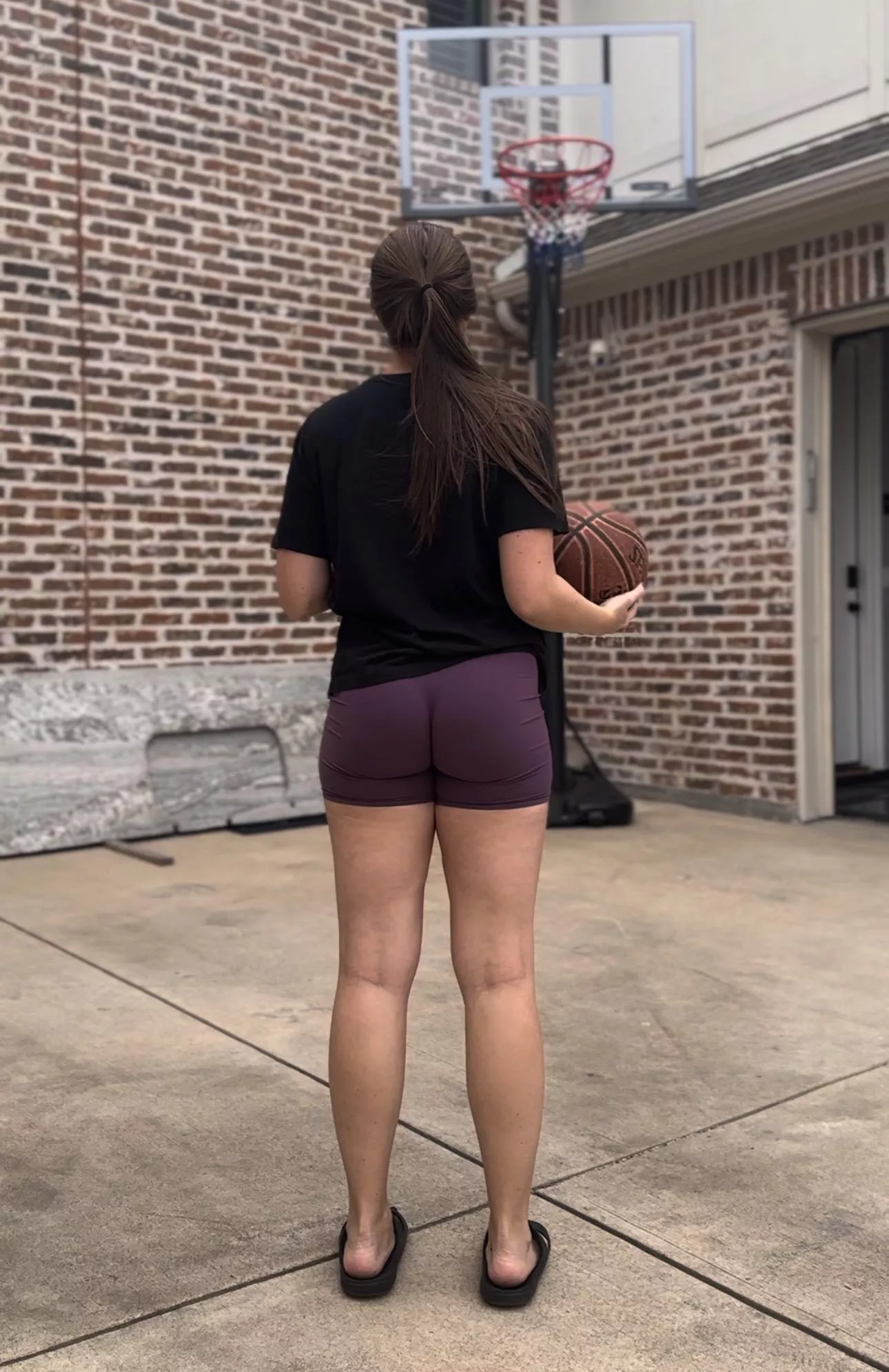 you don't want the smoke 😈 but I'll give you head if you win 🤭 posted by cumwcourt