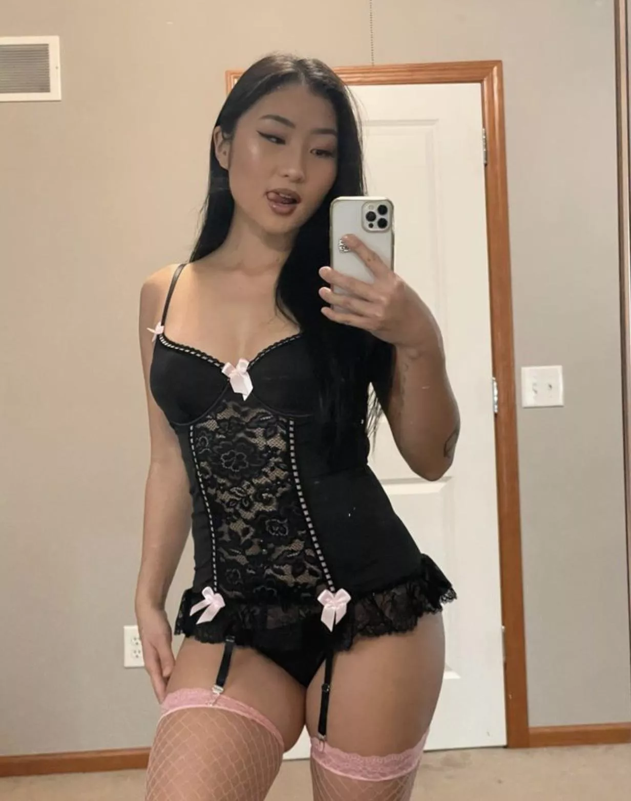 1 or 2 nights? posted by freeebie