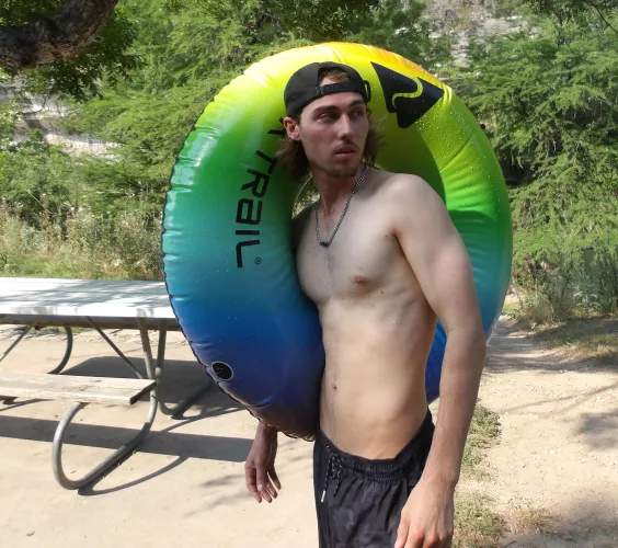 (23) LA Looking for someone to talk to and connect with! by will_jandro