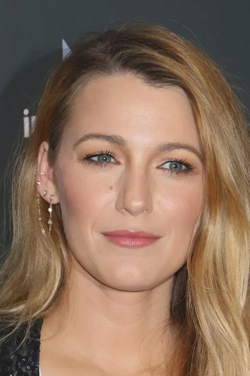 Blake Lively by Snoo_24362