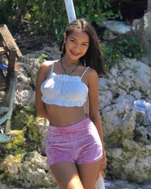 Can u fuck me deep and hard,??no condom and suck me?💦💦 by Responsible_One703