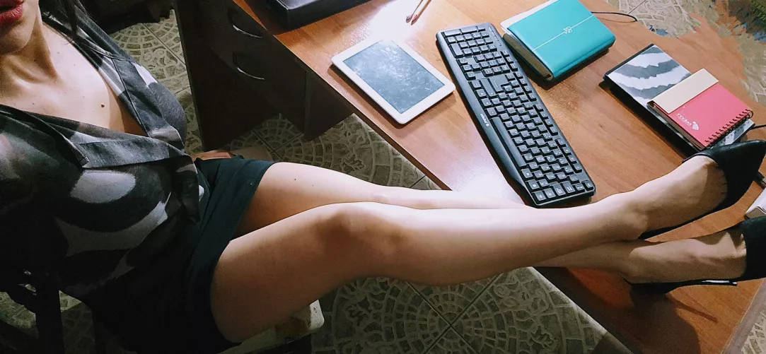 Come to my office rn by Nickysweety