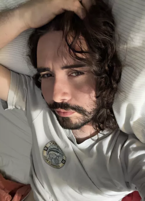 🤗 hiii by Winter-Substance1624