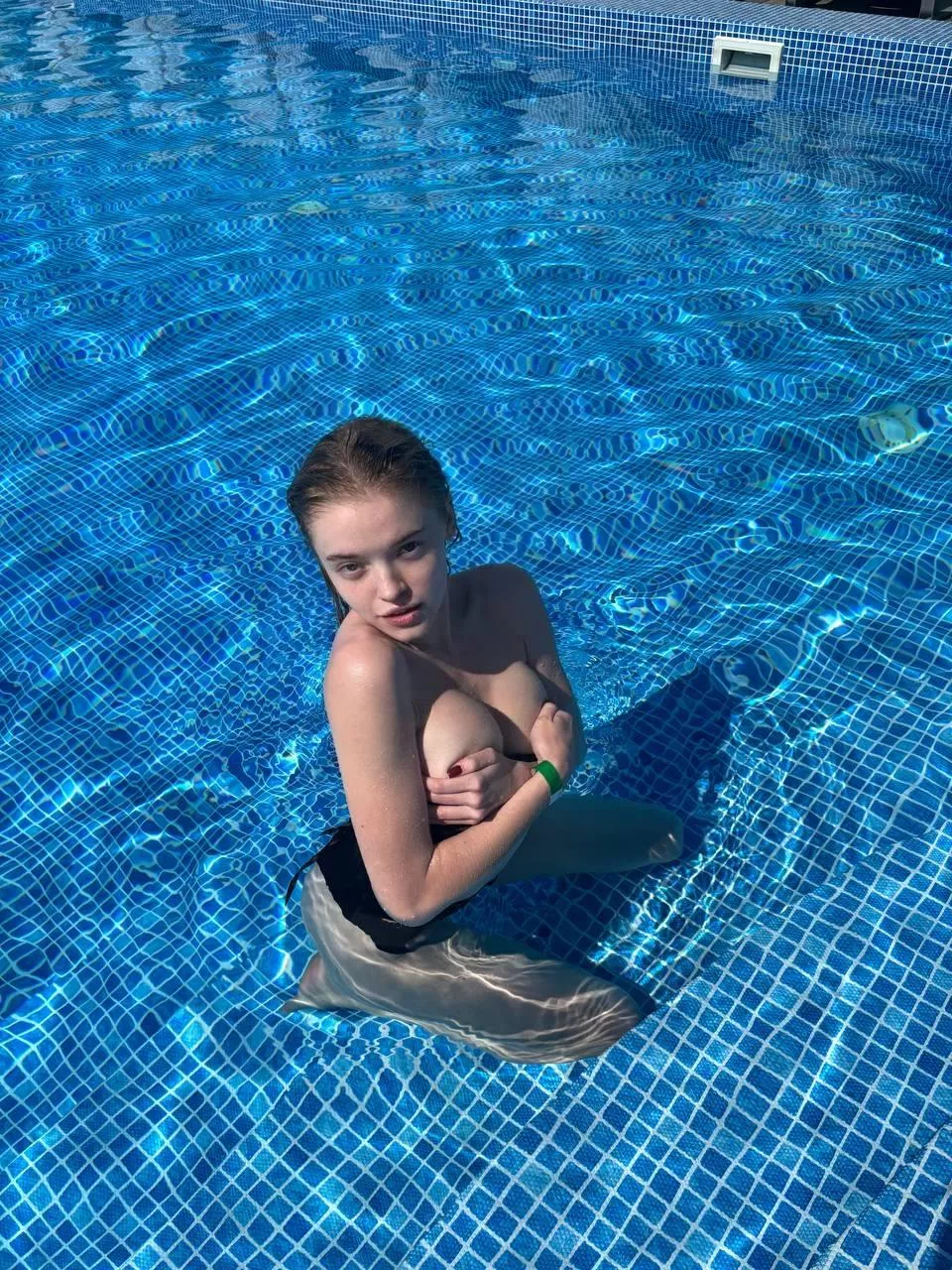 I like to take nude photos in the pool posted by Ritori_Mittori