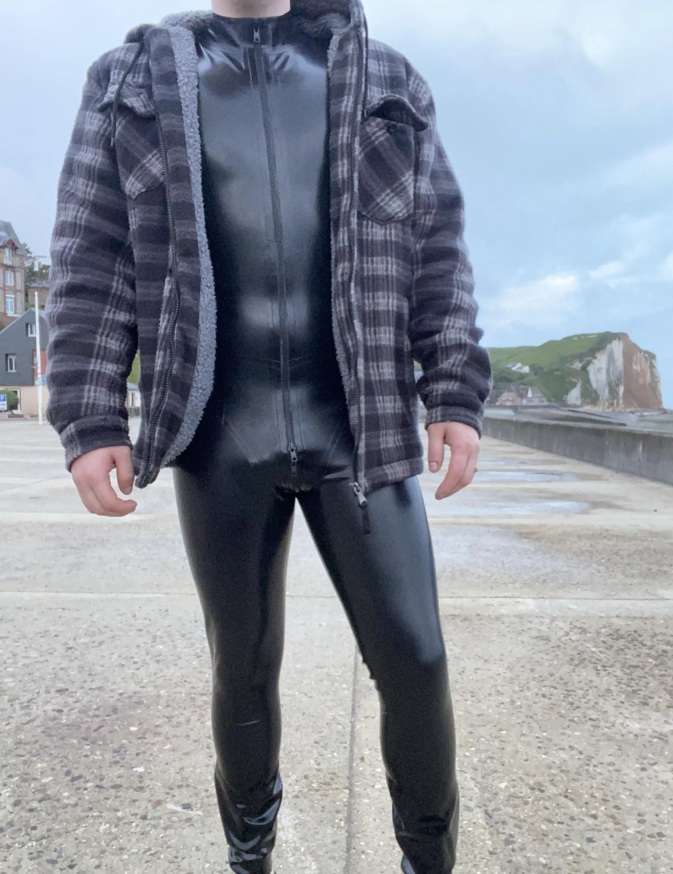 latex in public, went for a walk on the beach and swimming in the sea wearing my full latex catsuit posted by The_real_rubber