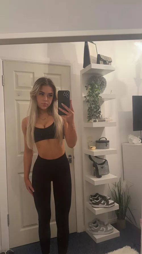 me in my black lulu by cherries_rain