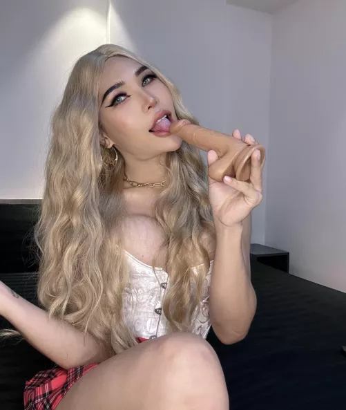 So hungry for your dick  by Plai-sexy