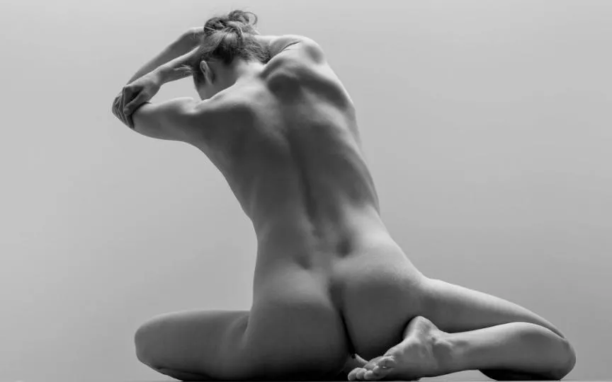 Statuesque posted by PaddyMeltt