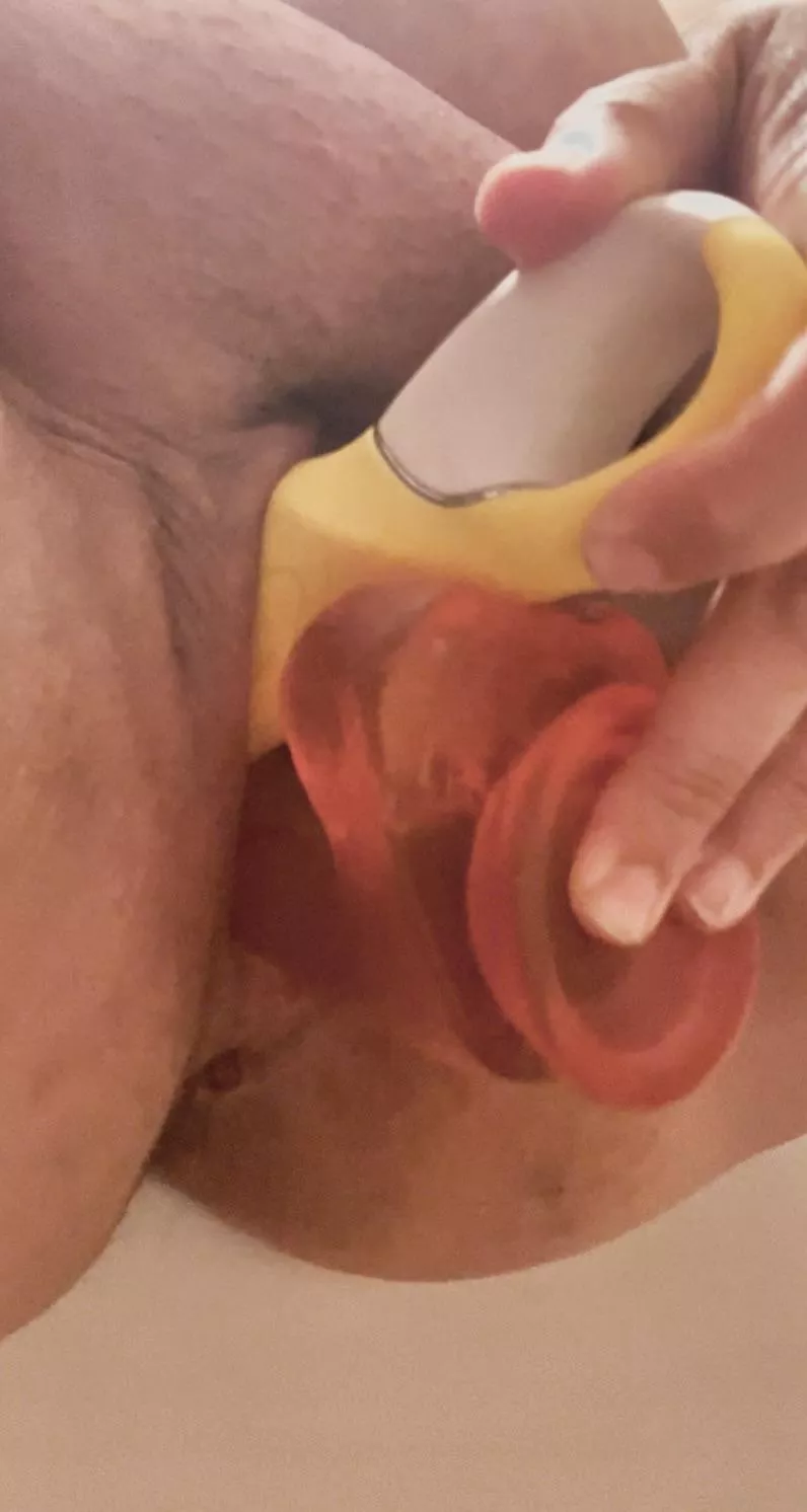 Two toys made me squirt everywhere  posted by Lickmypussy2017