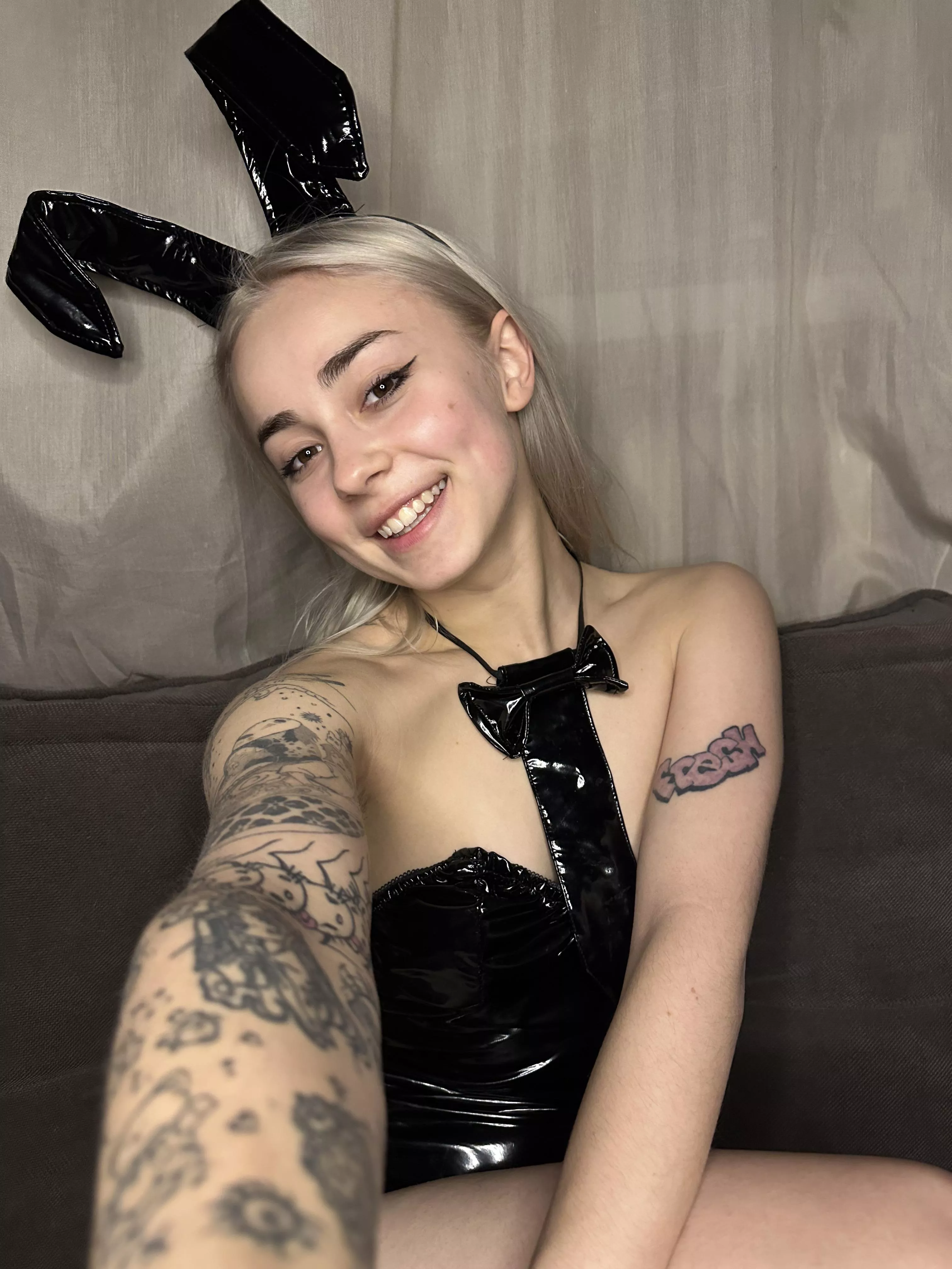 Would you fuck me if u had the chance? posted by tavielin11