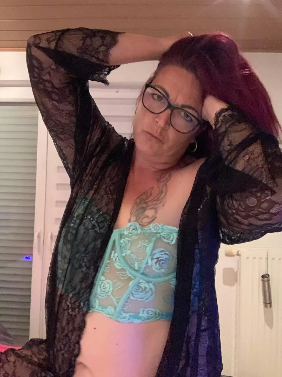 Can you fix my hair. I mean is red how you like it. Xx. posted by GlamorousCutie