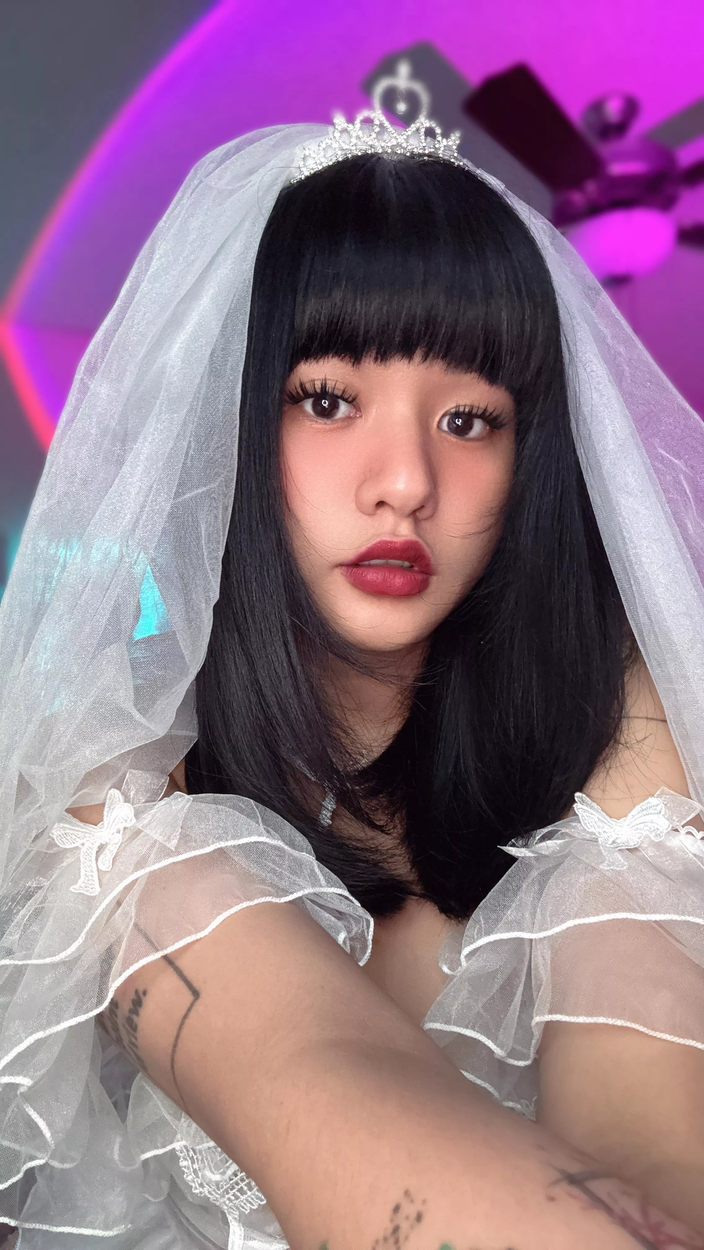 Classy Waifu posted by BunniiiWaifu