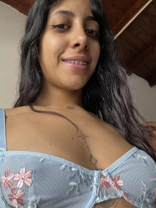 Happy Sunday, I give you a smile for you 💖 by Brunettesweett