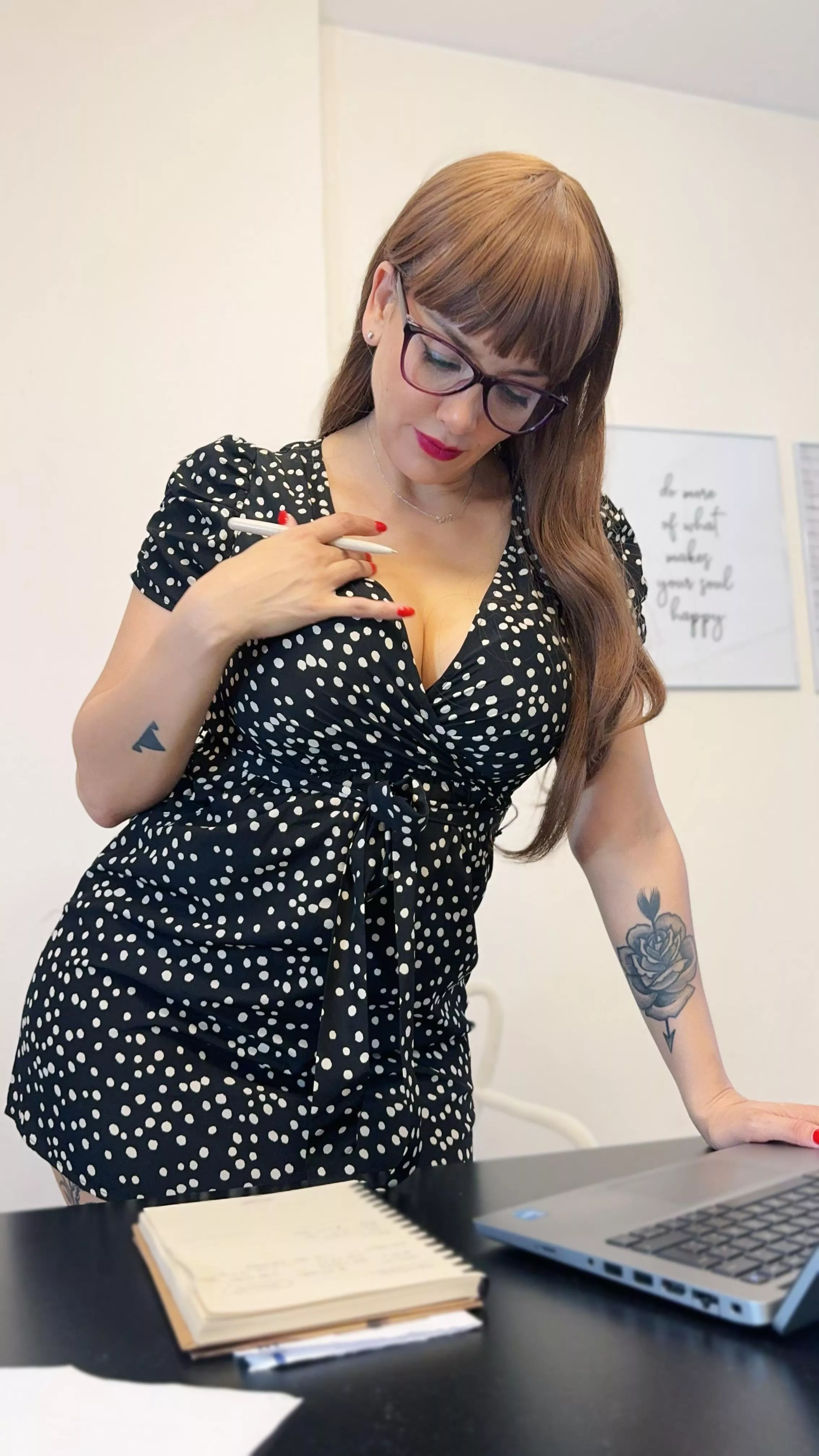 Hire me… I’ll your best PA ever posted by chloeof