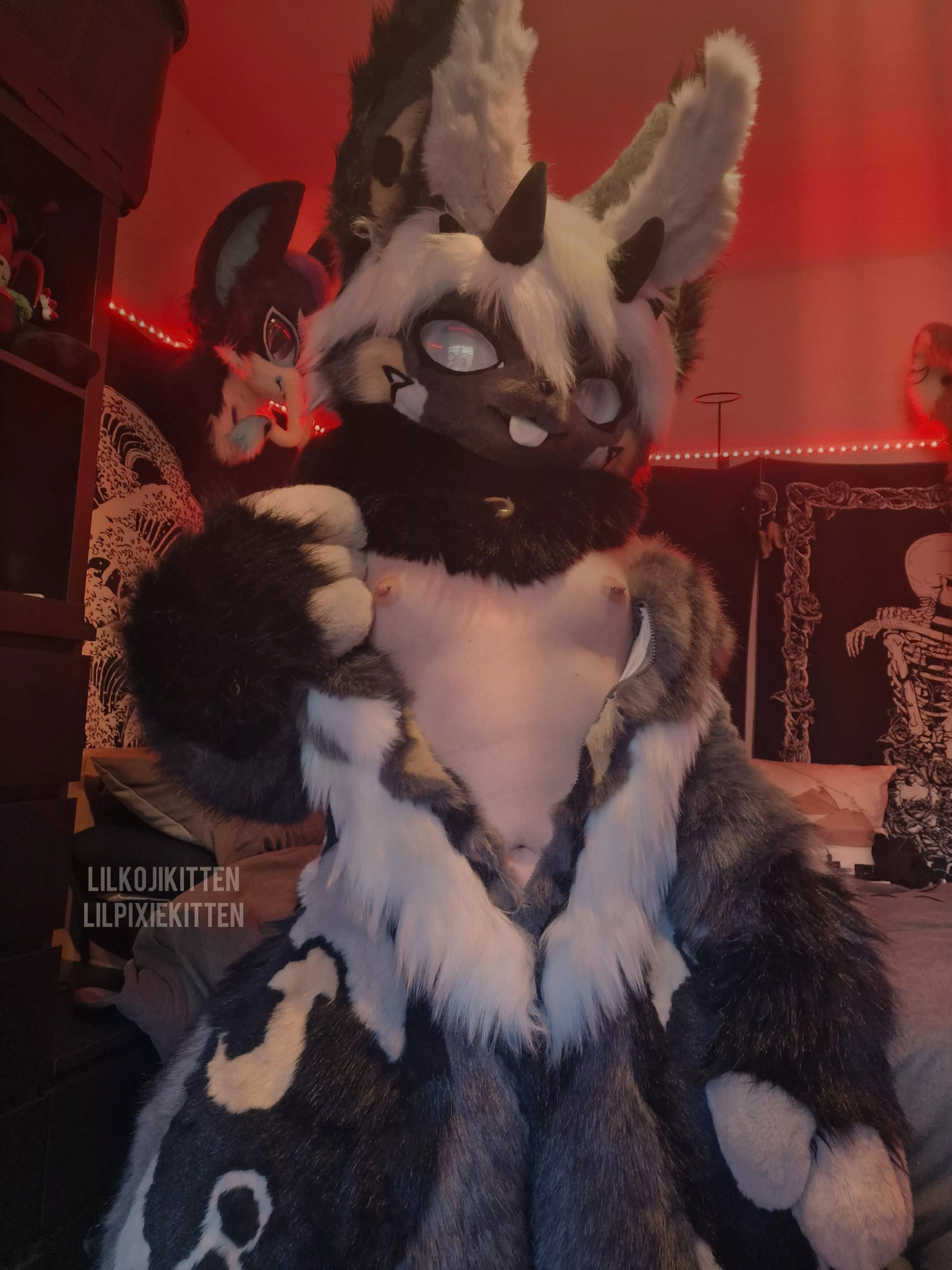 I took some nudes in my fullsuit, Ghost Tomb for the first time 👻🪦  posted by lilpixiekitten
