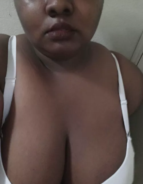 I want to put my lips around you. by Boringfatgrrl