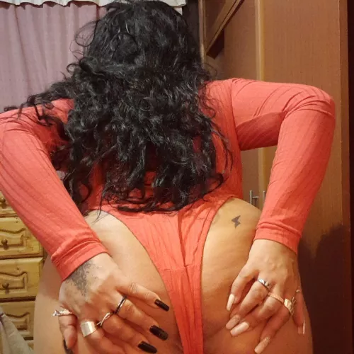 a nail color for every big mommy thigh  by Adryannax