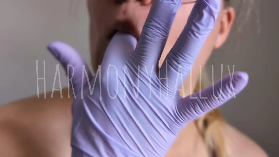 Ever met a girl with a glove fetish? by HarmonyHallux