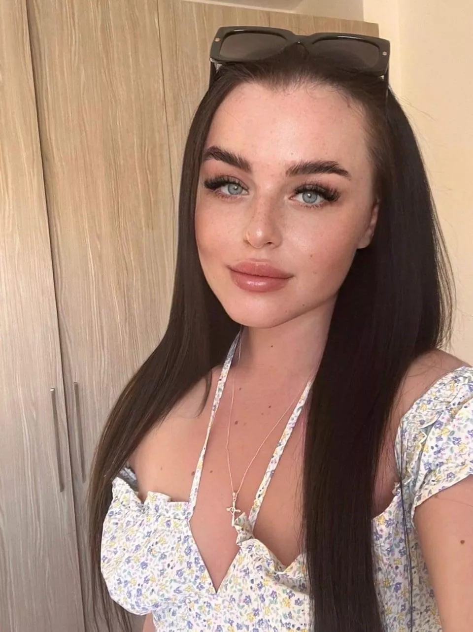 Freshly single posted by MiyaNChris