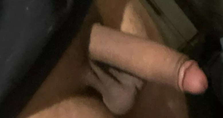 Hairy chubby men do the trick posted by throwaway210782