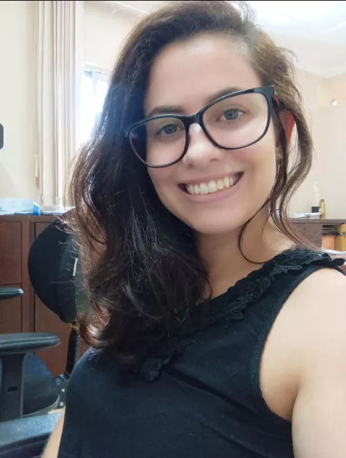 Heeey🤓 by Isiscristine