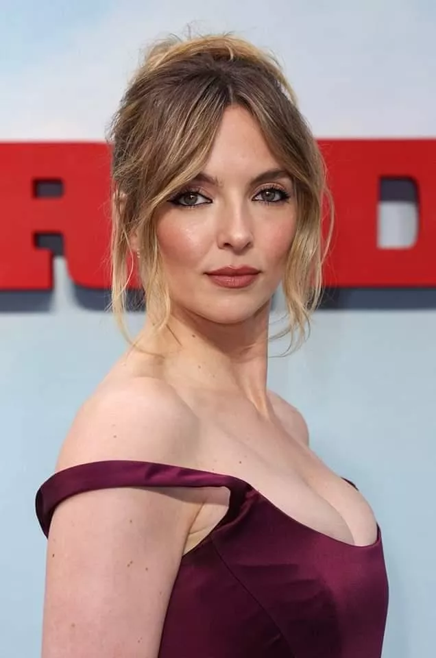 Jodie Comer posted by bruce047