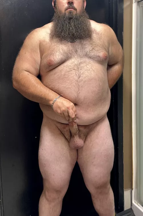 Leg day #2 ✅ but man did the full balls get in the way by Mental_Cable9594