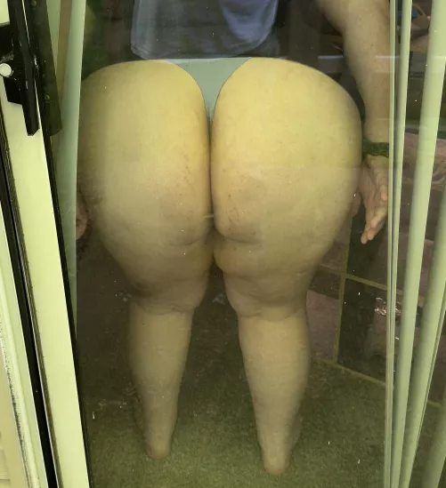 New sliding glass door already has a butt print on it by Curiositykillz22