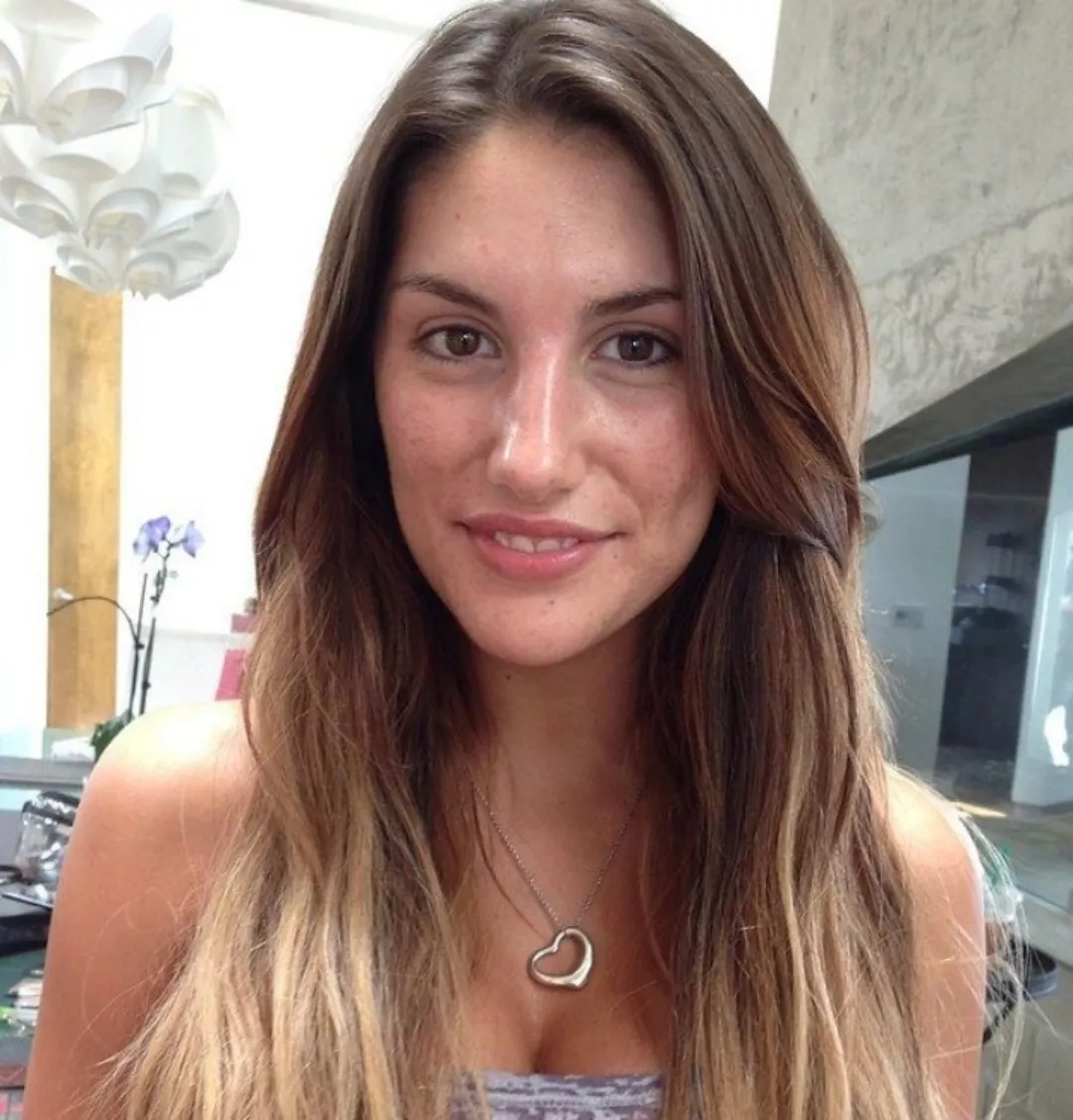 So young, so beautiful posted by chipichandal