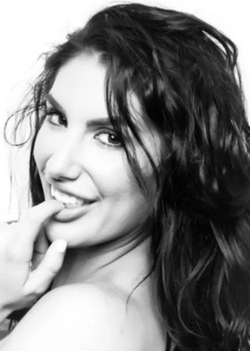 universal beauty by chipichandal