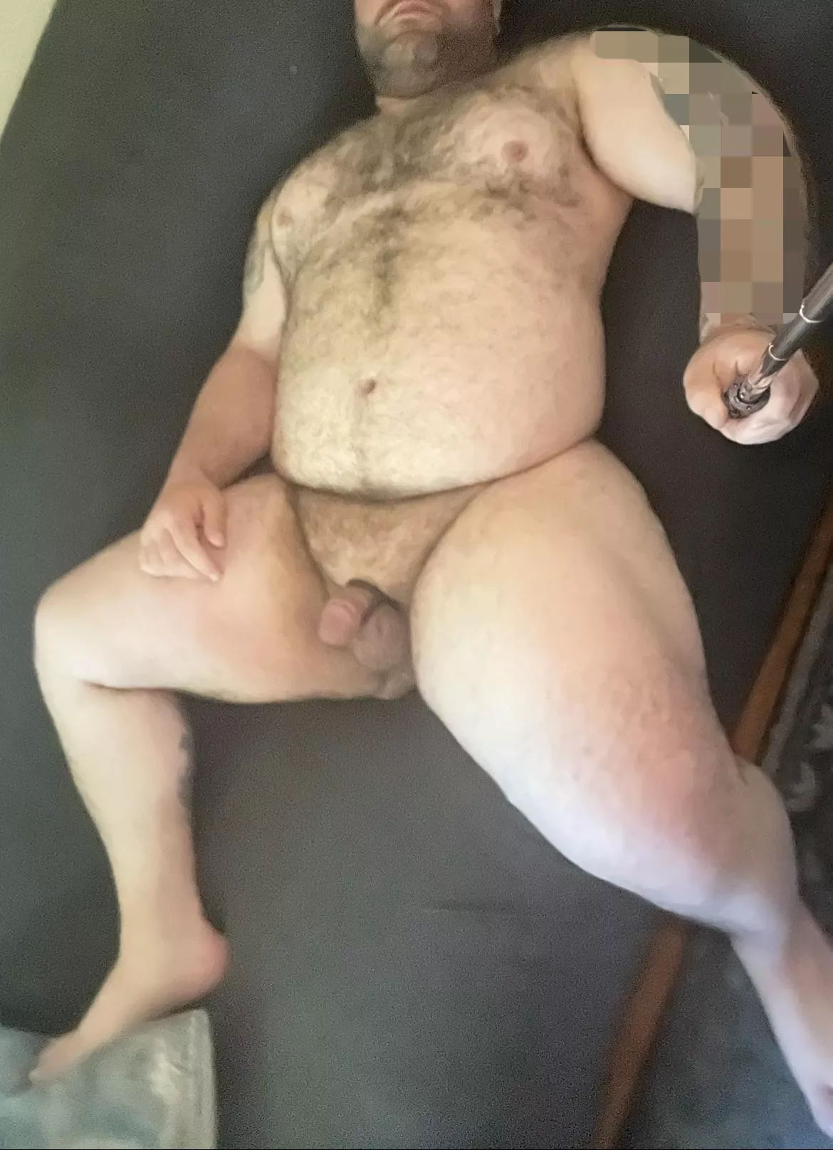 (40) Lay between Daddy’s legs with ur head on my chest & let’s see where this goes!🐻😉 posted by bigmikemccarthy