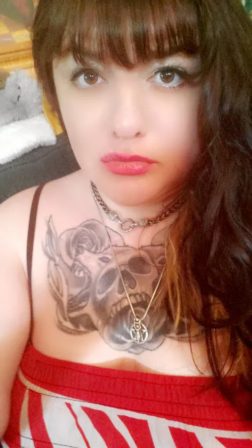 Are you on Fet? Will you flirt with my man and send me ss so I can masturbate to how much hotter you are than me? by RhiannonShadowweaver