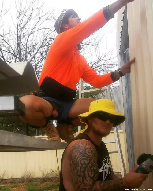 Construction workers by Primal_Mantis