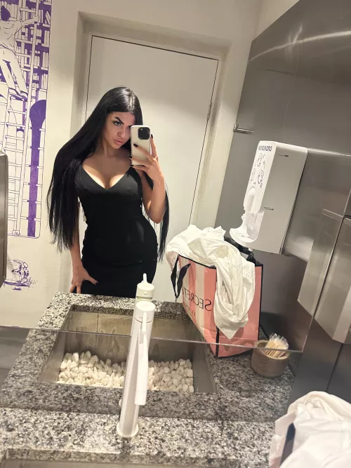 dark trophy by olivia_inspiration