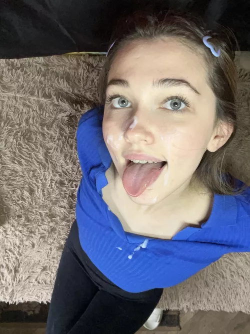 Getting all the cum out by Arya_Doll