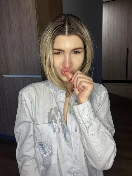 his cum is everywhere now by TomReaderr