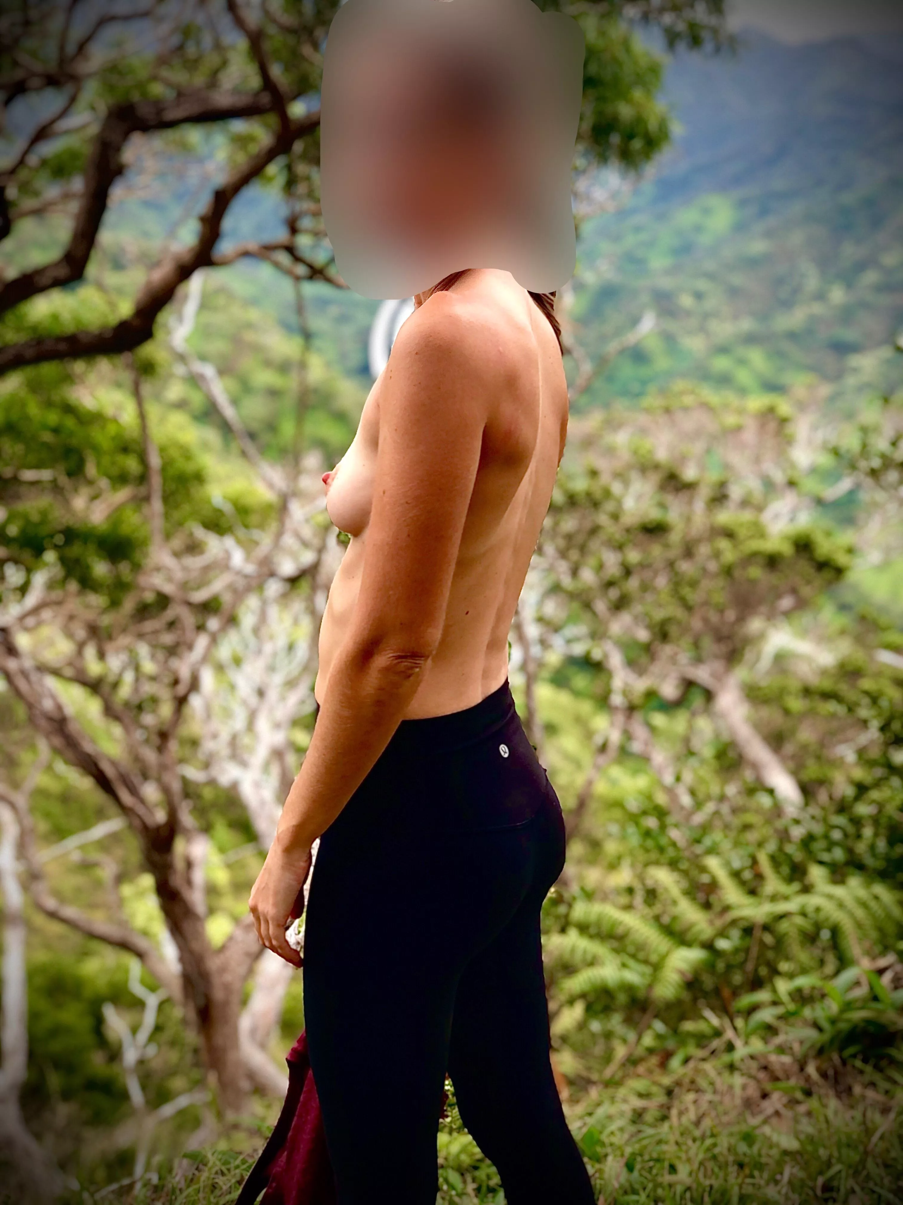 I love to be naked outside 🌈🌸 posted by xBeeNicex